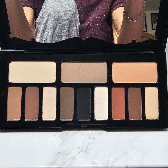 Kat Von D Shade + Light EYE Contour Palette - Picture 3 of 9